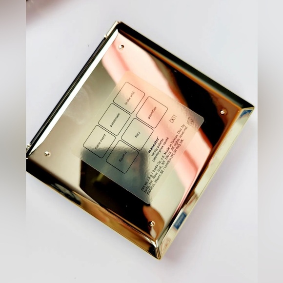 Tarte Maneater Pallet. - Free Jeffree Star Gift With Purchase 🎁 - Picture 3 of 9